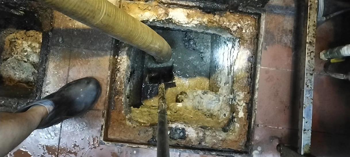 洛宁污水池清理一般都有毒气，怎么预防中毒呢？